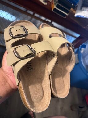 Casual Double-Buckle Sandals in Beige -